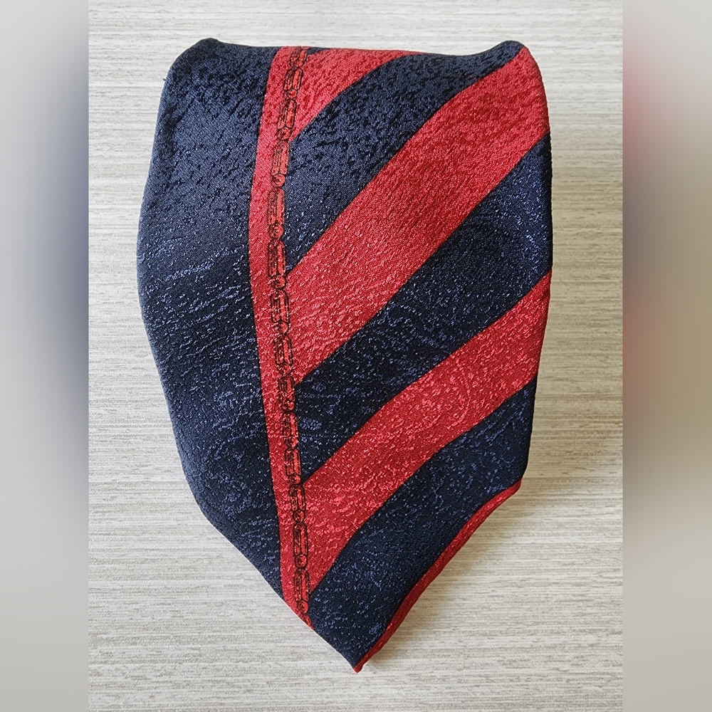 Gianni Versace Red And Blue Geometric‎ Pattern Tie 100% Silk